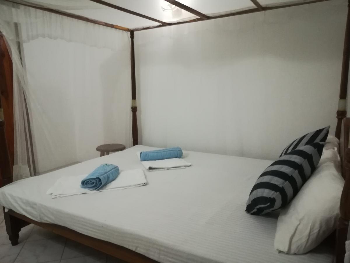 Hotel Sandara แทนกาลเล ภายนอก รูปภาพ